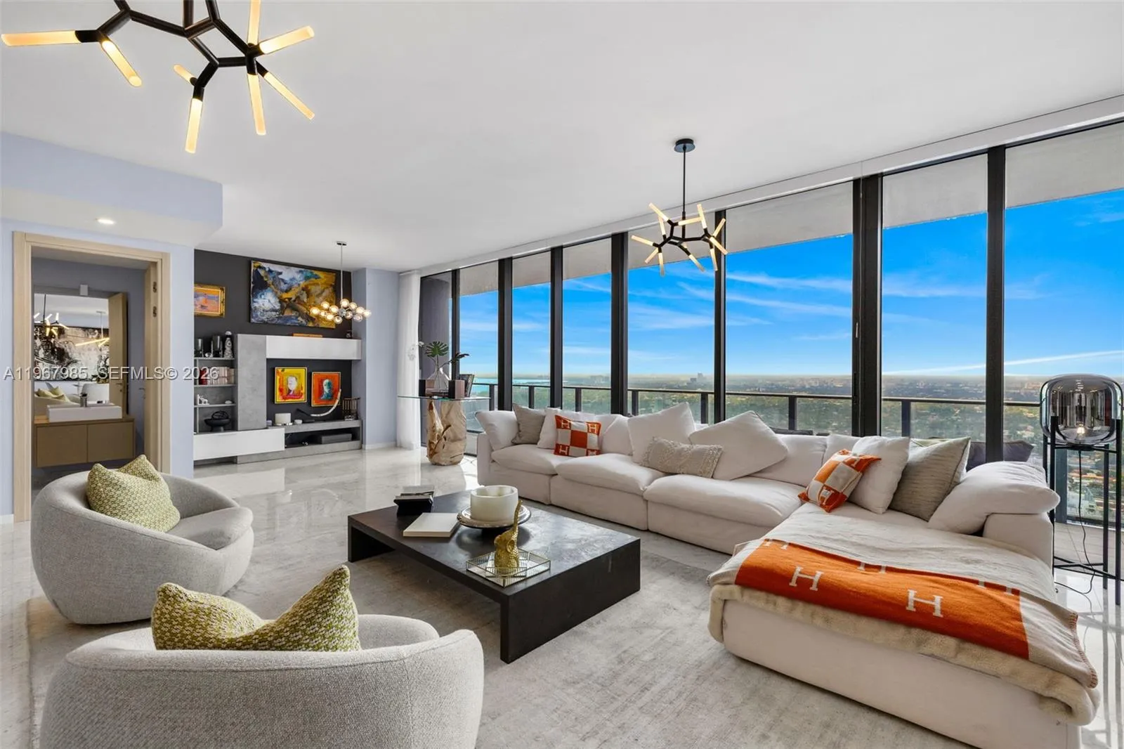1000 Brickell Plz, Miami FL 33131