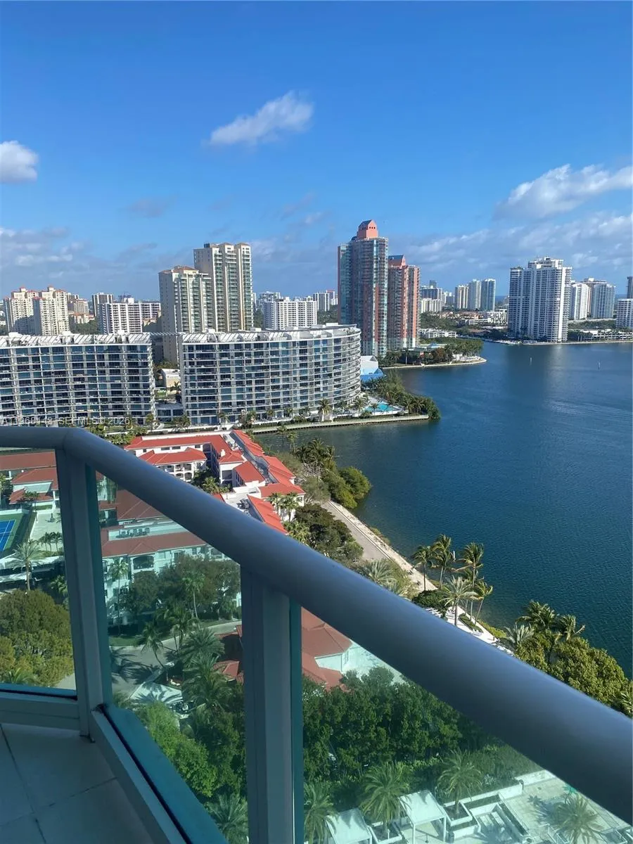 3301 NE 183 # 2209, Aventura FL 33160