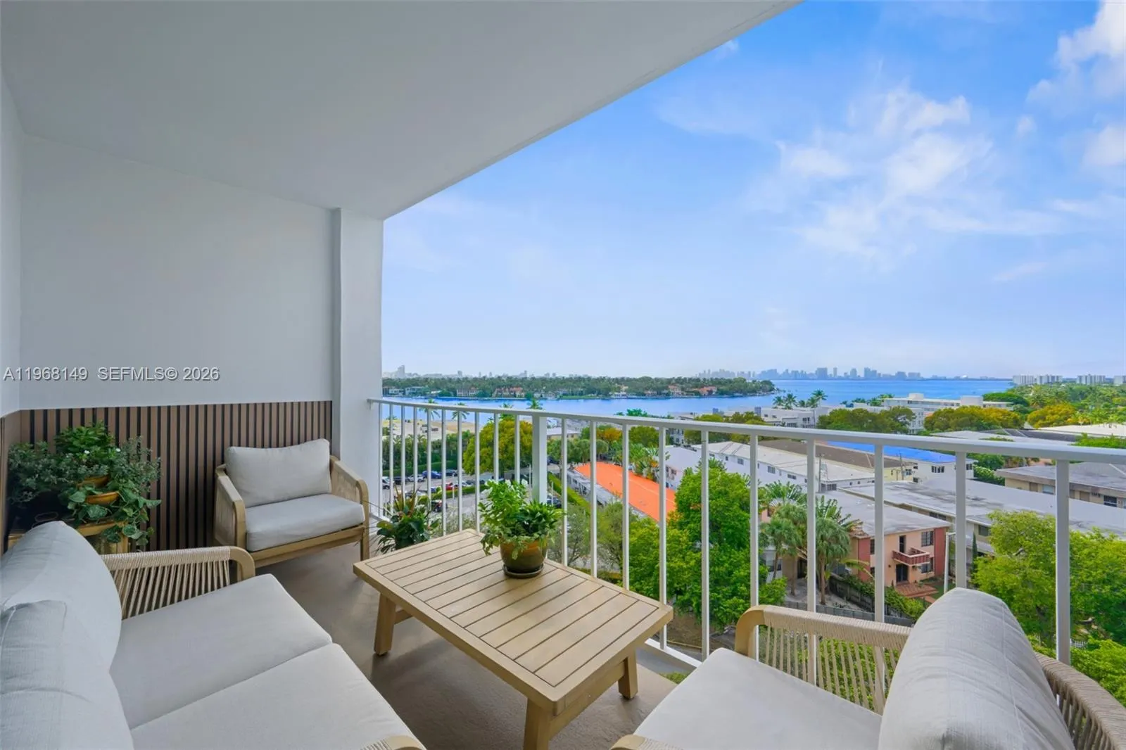6900 Bay Dr # 8A, Miami Beach FL 33141