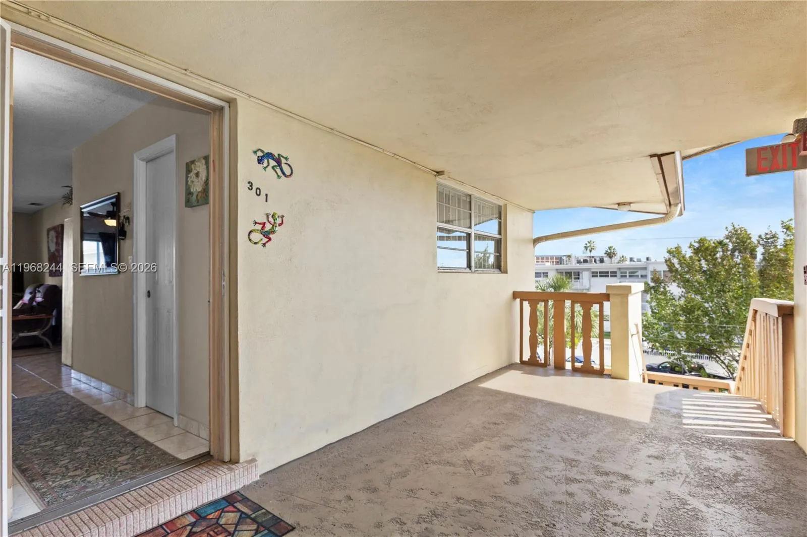 2 bedroom 1 bath for sale at 16750 NE 14th Ave # 301, Miami FL 33162