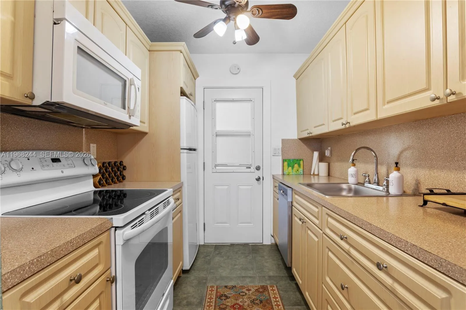 16750 NE 14th Ave # 301, Miami FL 33162