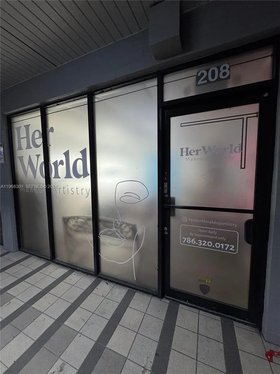 3939 NW 7 ST, Miami FL 33126