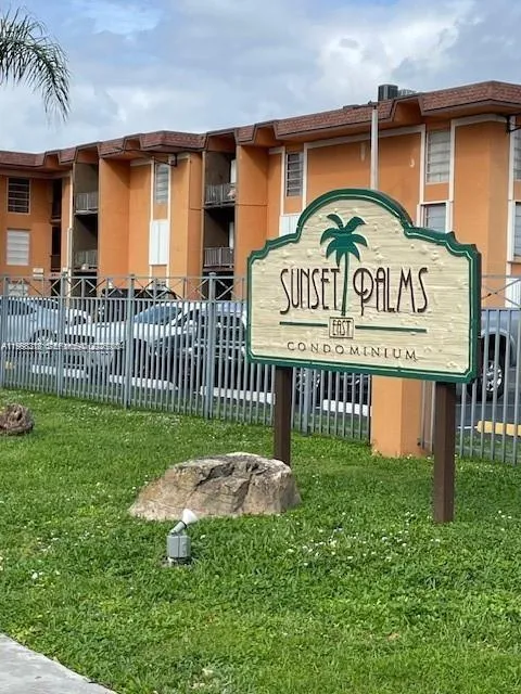 2 bedroom 2 bath for sale at 9417 SW 76th St # X15, Miami FL 33173