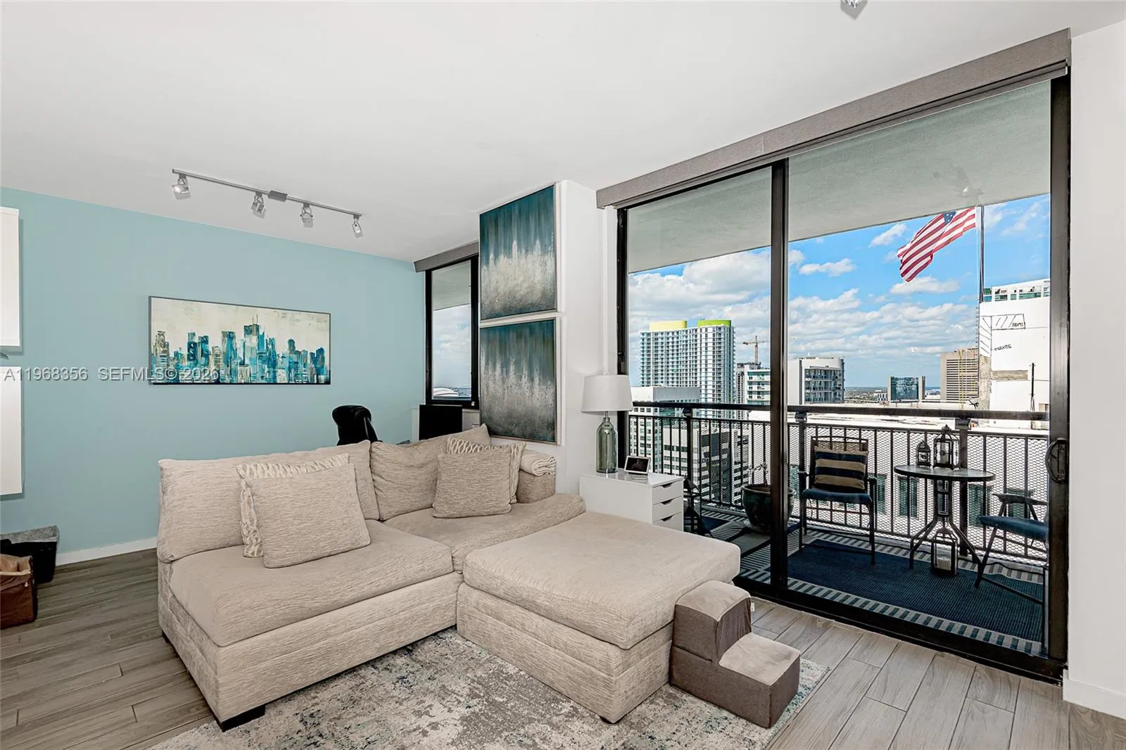 999 SW 1st Ave # 3215, Miami FL 33130
