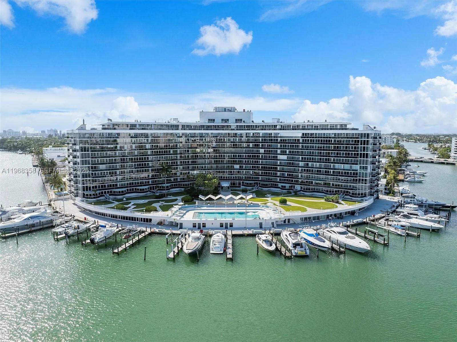900 Bay Dr # 125, Miami Beach FL 33141