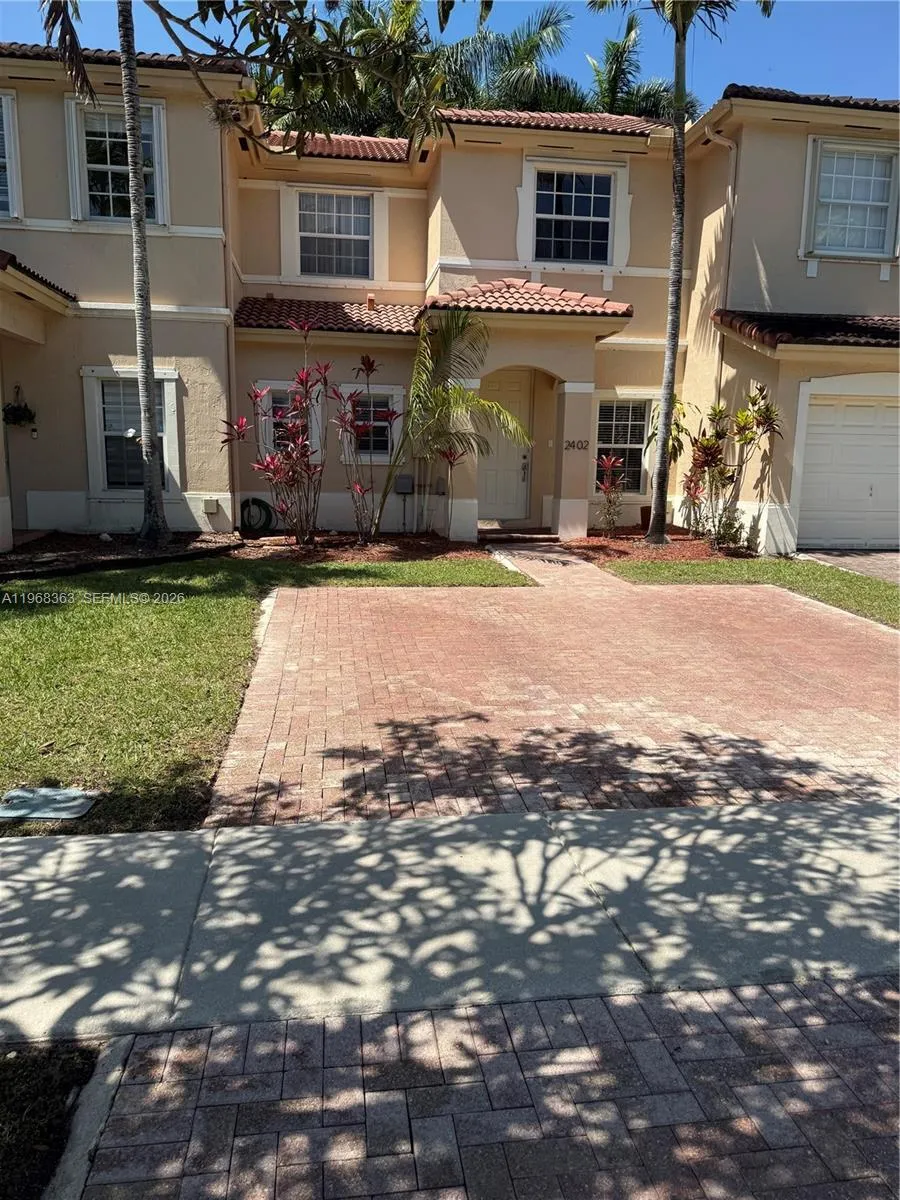 2402 NE 41st Pl, Homestead FL 33033