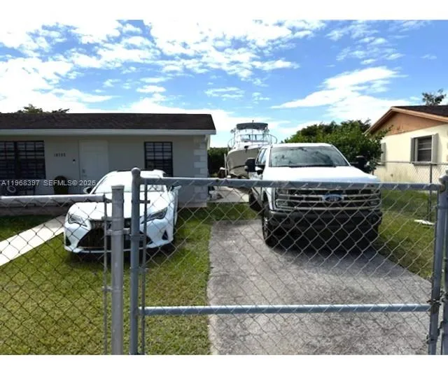 10752 SW 141st Ln, Miami FL 33176