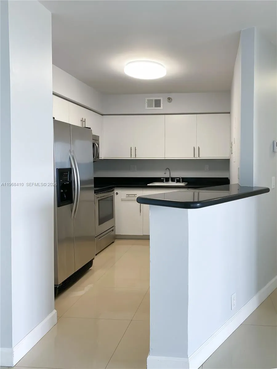3400 NE 192nd St, Aventura FL 33180