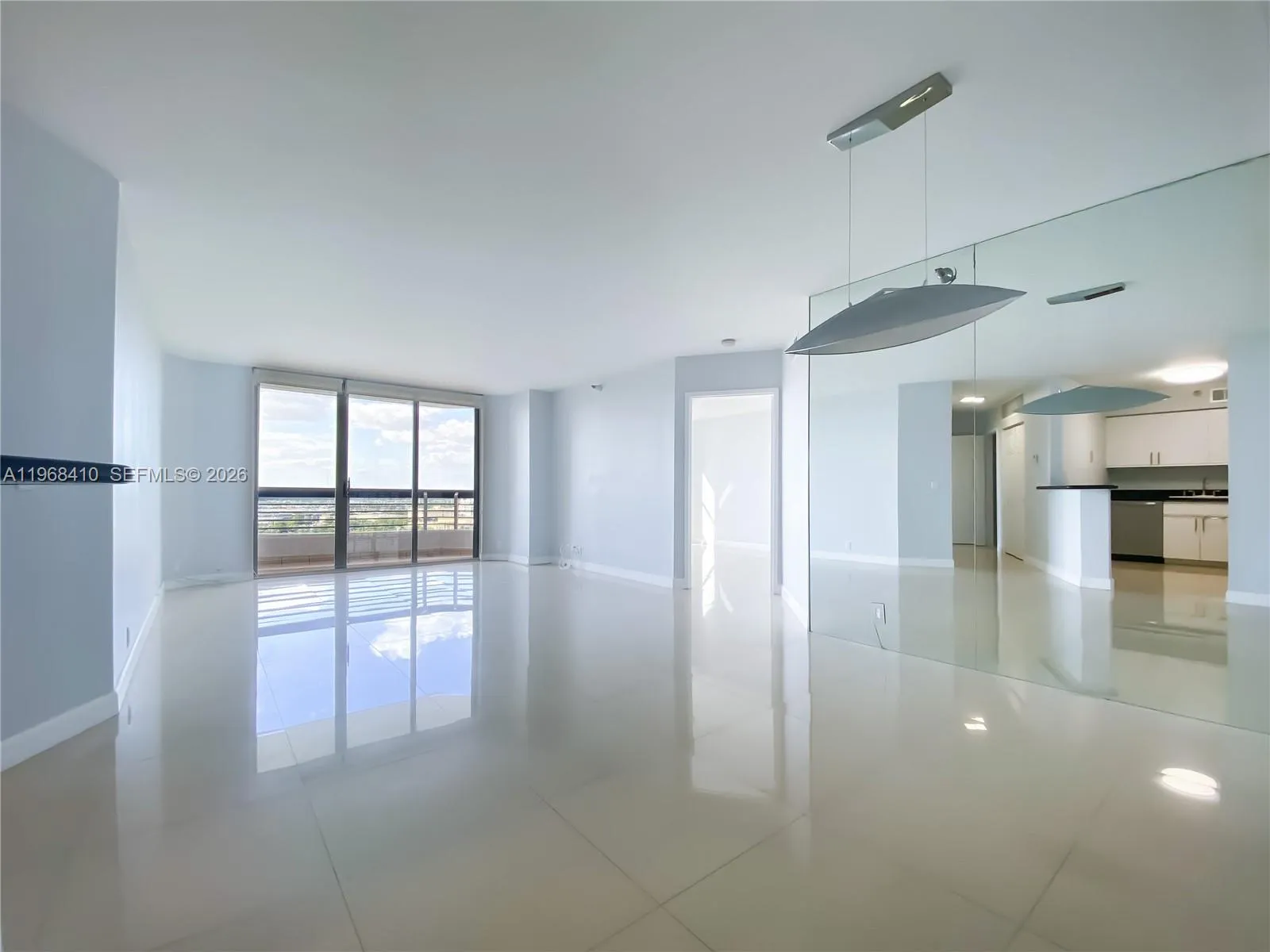 3400 NE 192nd St, Aventura FL 33180