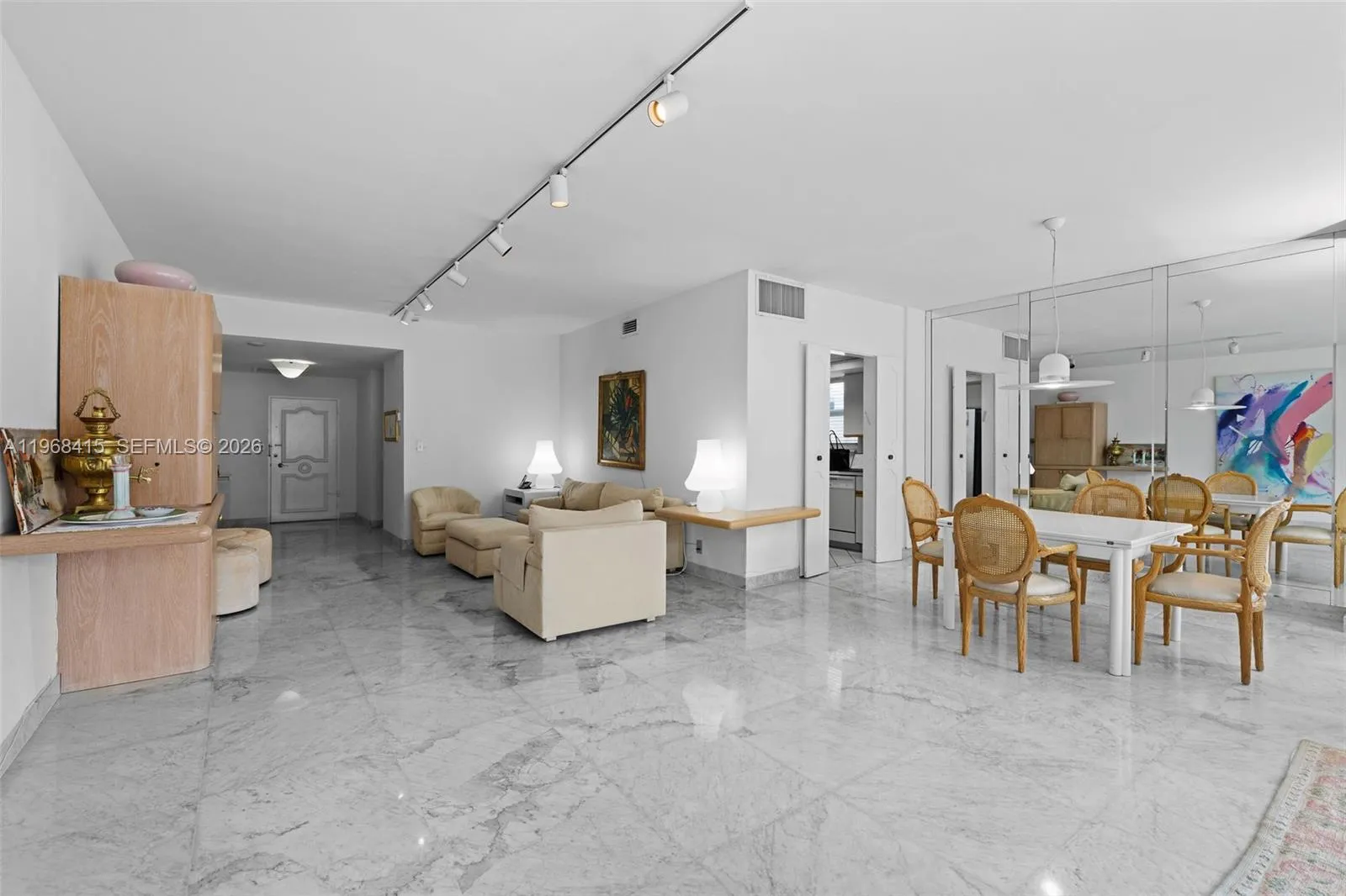4925 Collins Ave # 1A, Miami Beach FL 33140