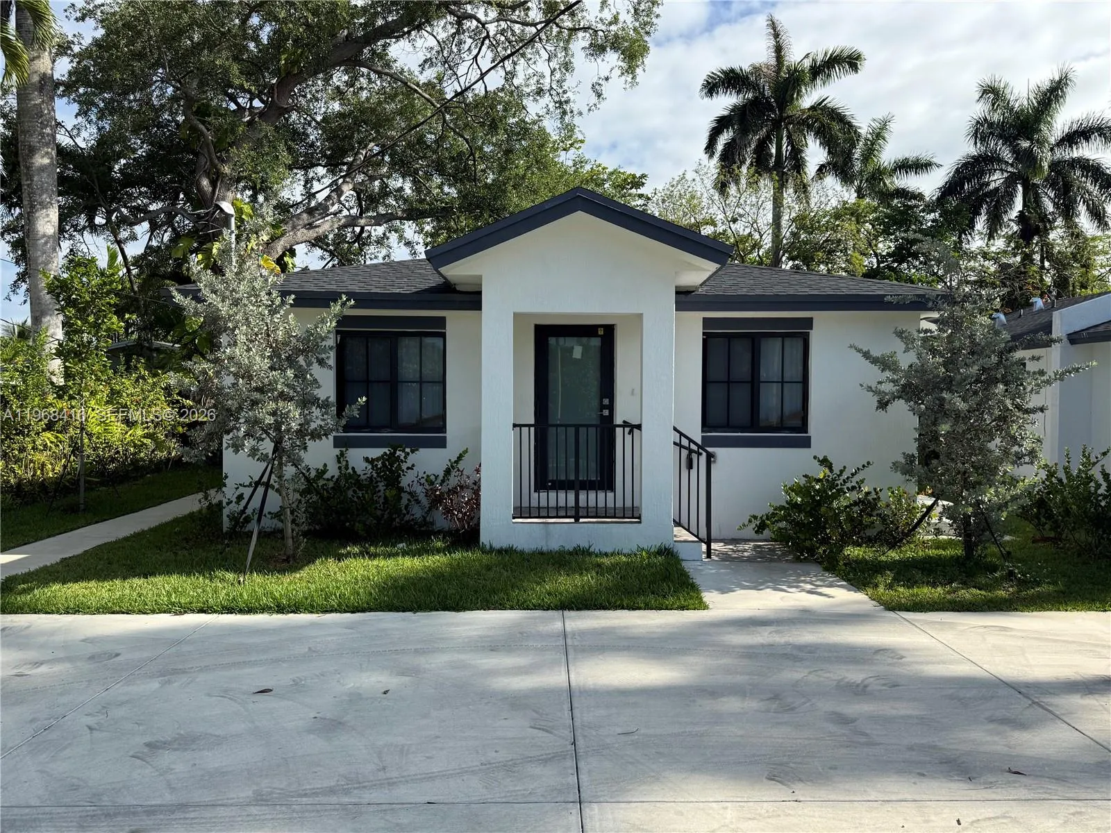 210 SW 3rd St, Florida City FL 33034
