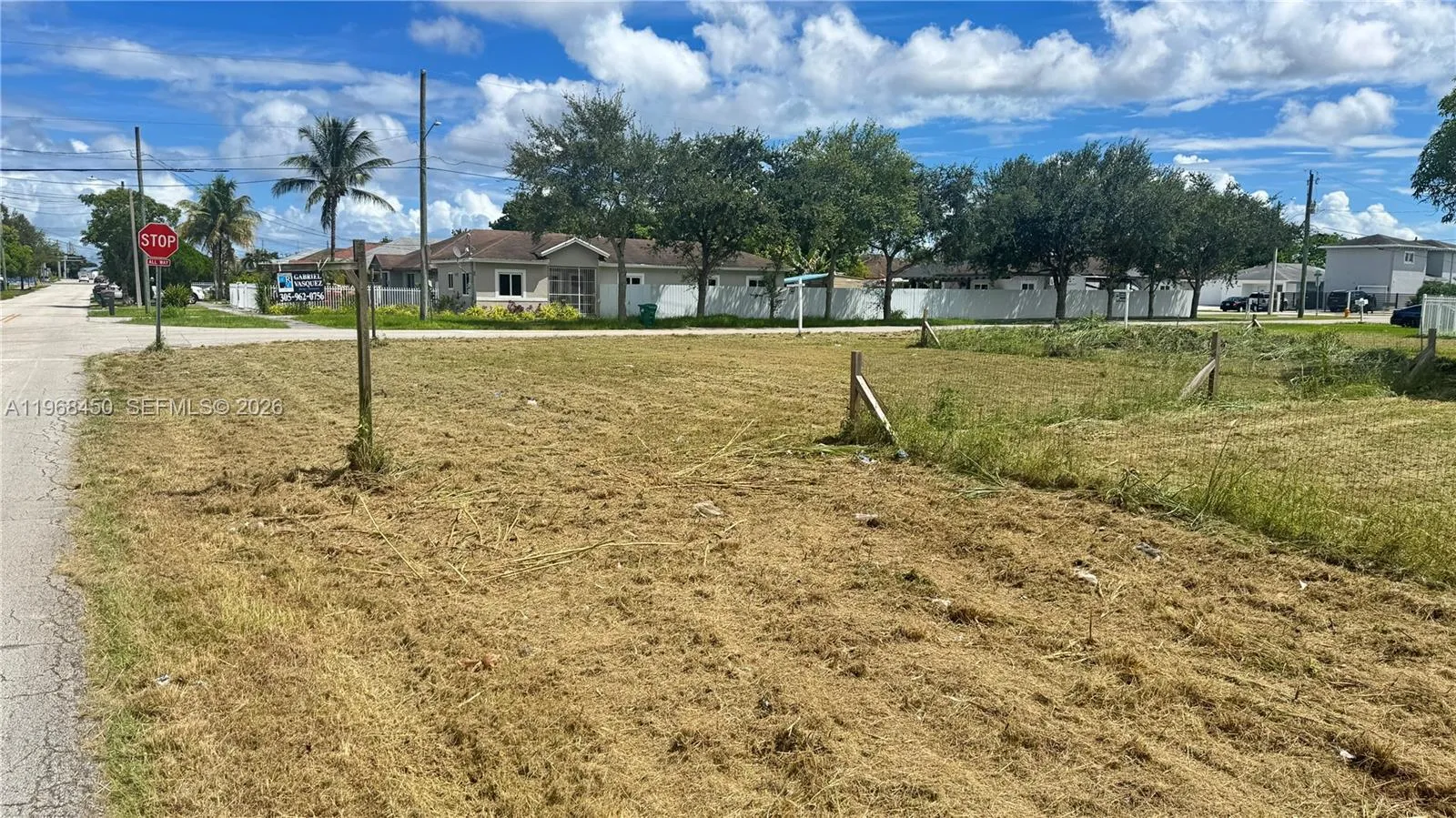 12208 SW 220 ST, Miami FL 33170