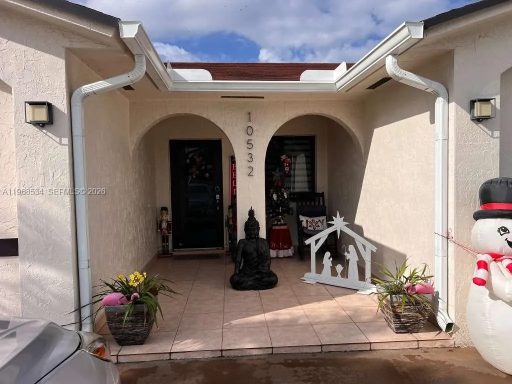 6 bedroom 4 bath for sale at 10532 NW 30th Ave, Miami FL 33147