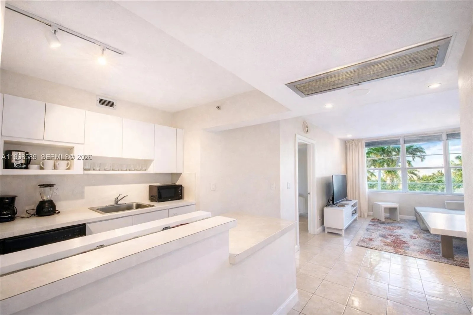 100 Lincoln Rd # 415, Miami Beach FL 33139