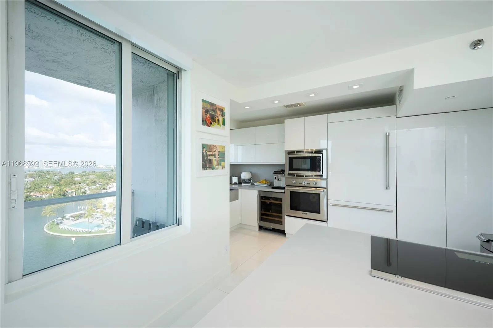 5900 Collins Ave # 1401, Miami Beach FL 33140