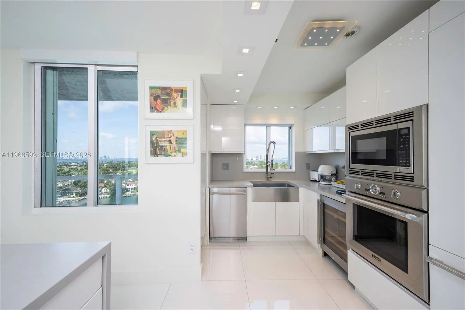 5900 Collins Ave # 1401, Miami Beach FL 33140
