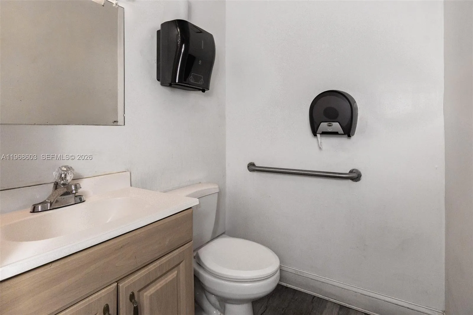 3337 NW 74th Ave # 3337, Miami FL 33122