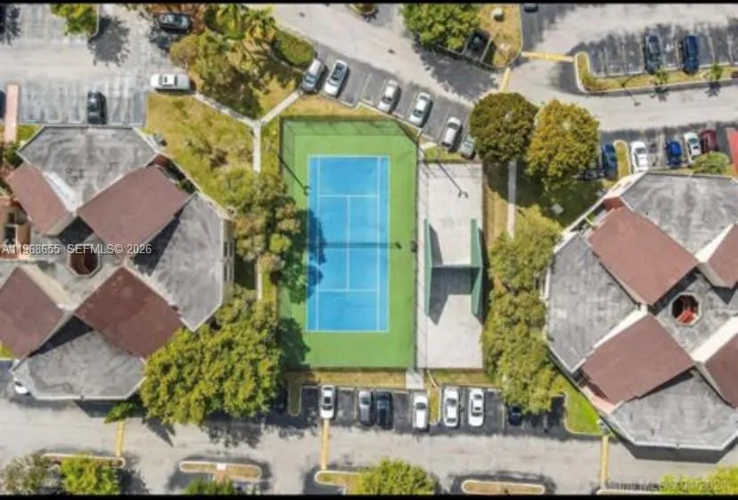 10253 NW 9th Street Cir # 6, Miami FL 33172