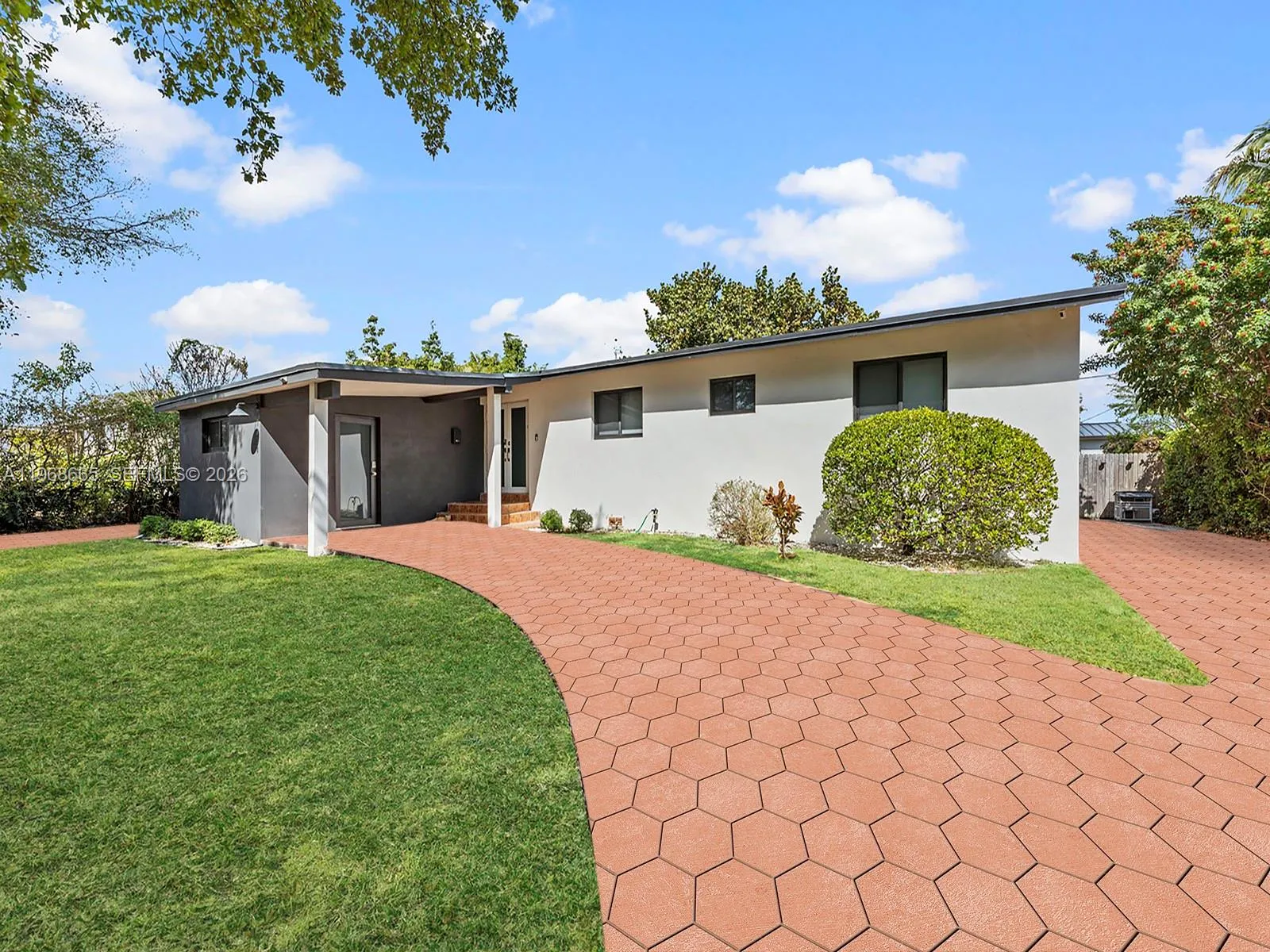 7731 SW 18th Ter, Miami FL 33155