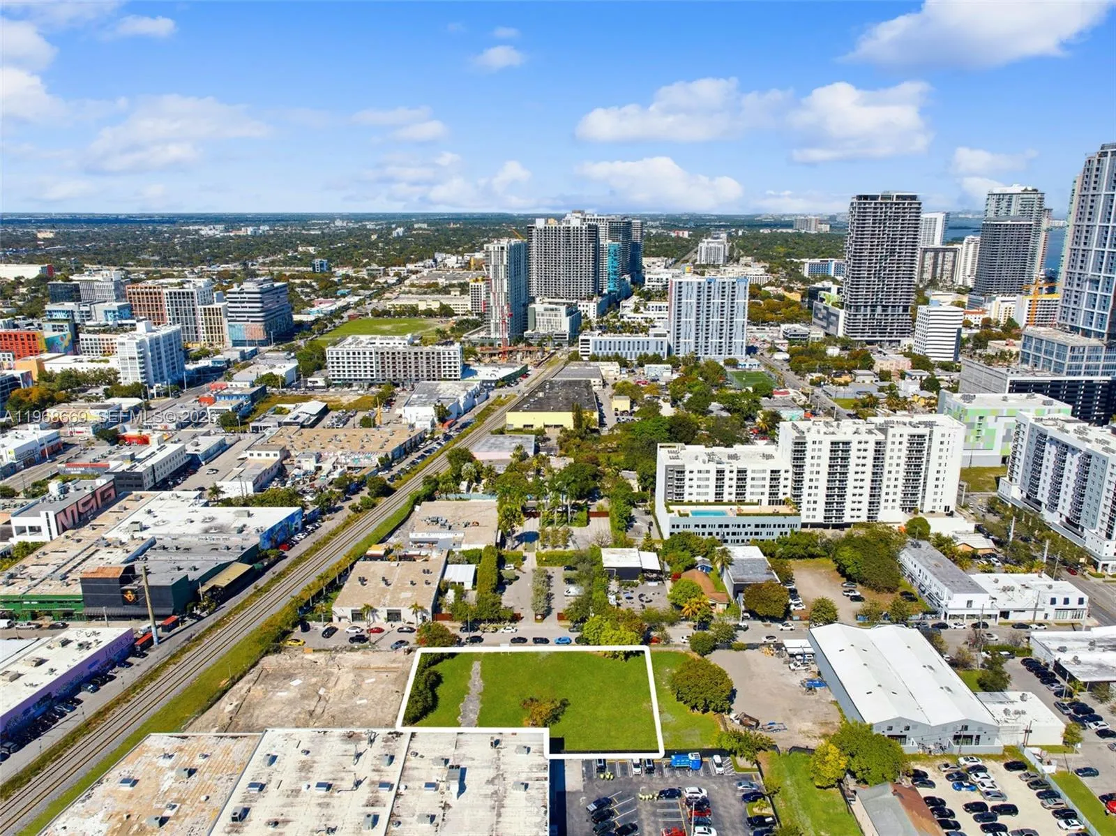 90-116 NE 24th St, Miami FL 33137