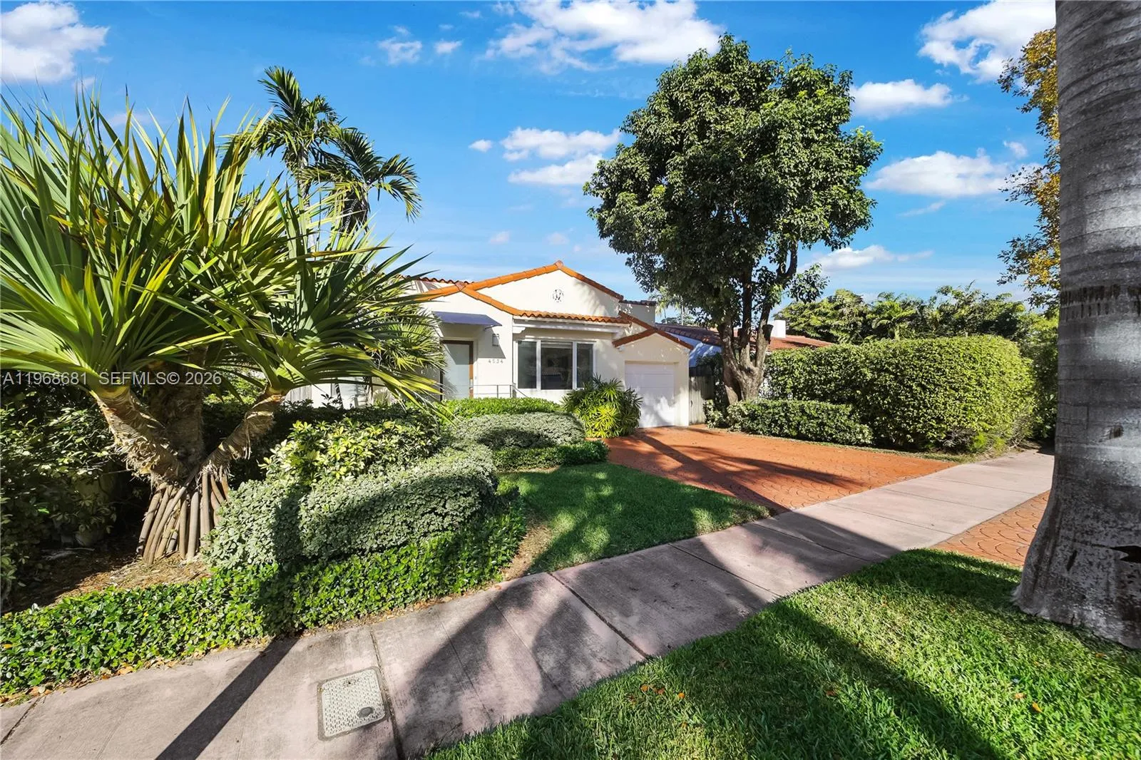 4534 Post Ave, Miami Beach FL 33140