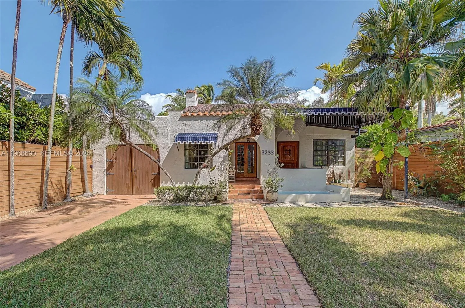 3 bedroom 2 bath for sale at 3233 Crystal Ct, Miami FL 33133