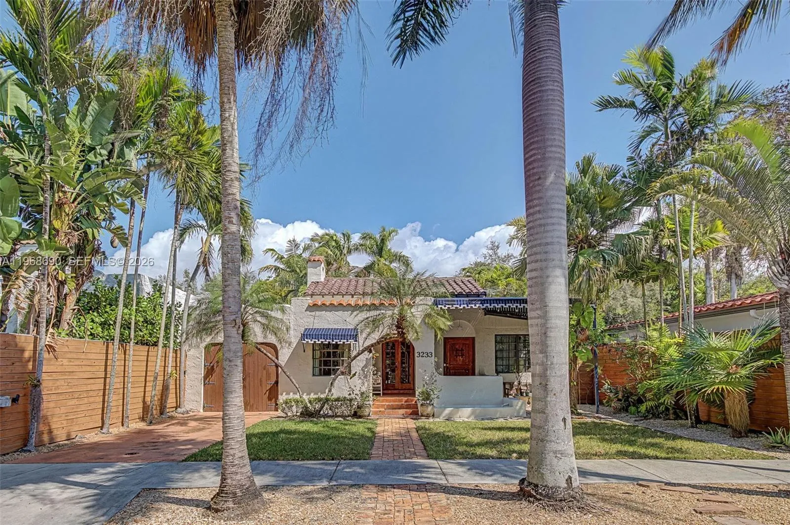3233 Crystal Ct, Miami FL 33133
