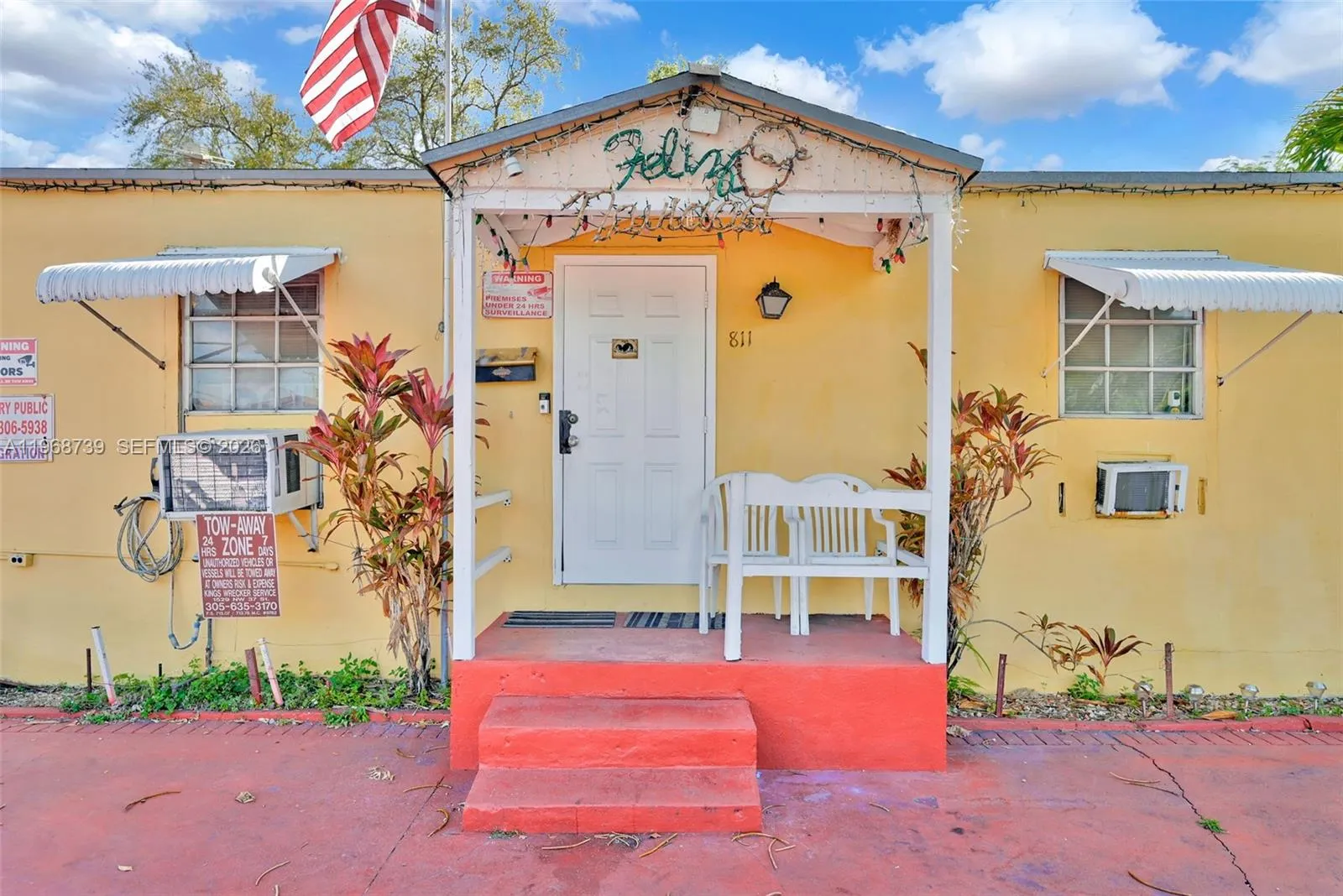 811 NW 24th Ct, Miami FL 33125