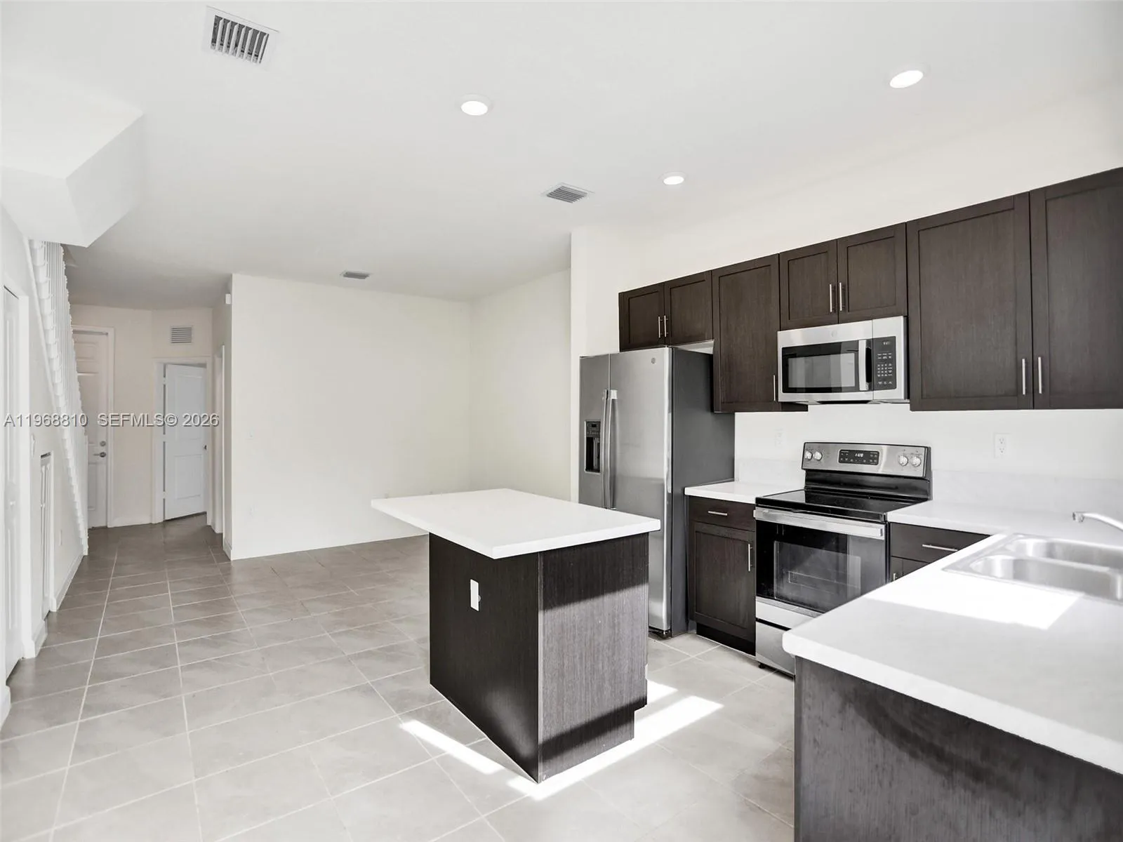3436 W 111th Pl, Hialeah FL 33018