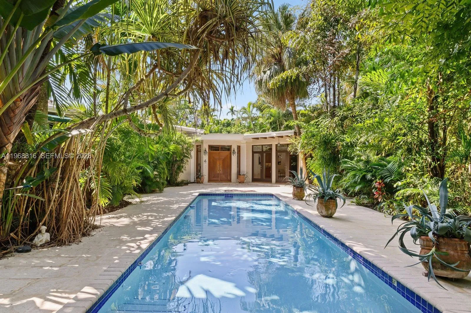 4 bedroom 4 bath for sale at 4140 Bonita Ave, Miami FL 33133