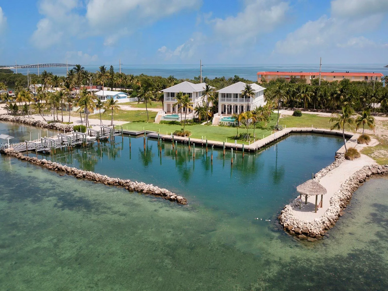 8 bedroom 8 bath for sale at 69401 Overseas Hwy 1-10 Hwy, Long Key FL 33001