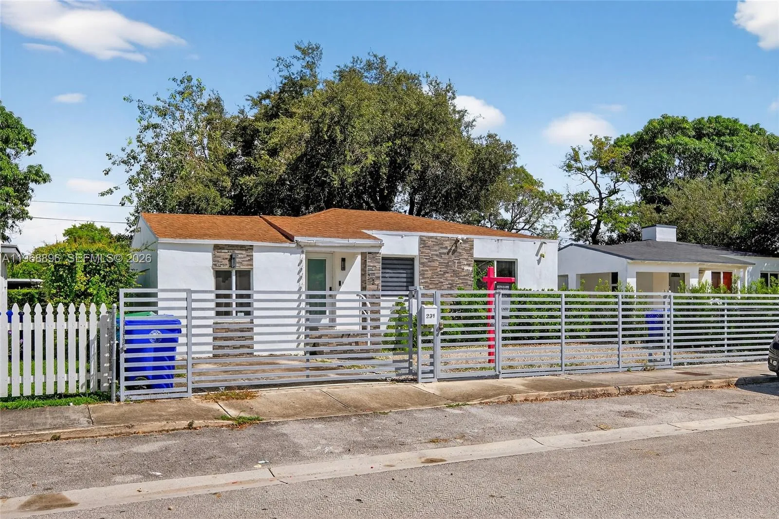 231 NW 44th St, Miami FL 33127