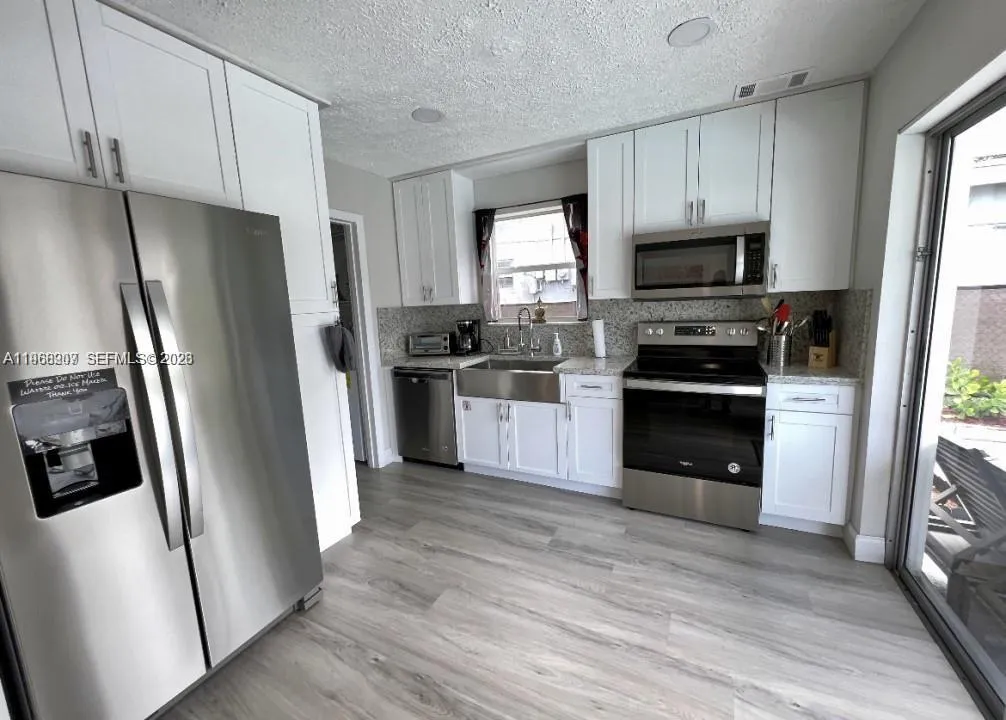 2841 SW 4th Ct, Fort Lauderdale FL 33312