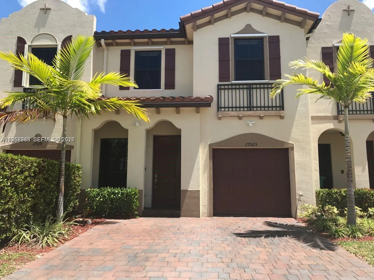 4 bedroom 3 bath for sale at 17525 SW 153rd Path, Miami FL 33187