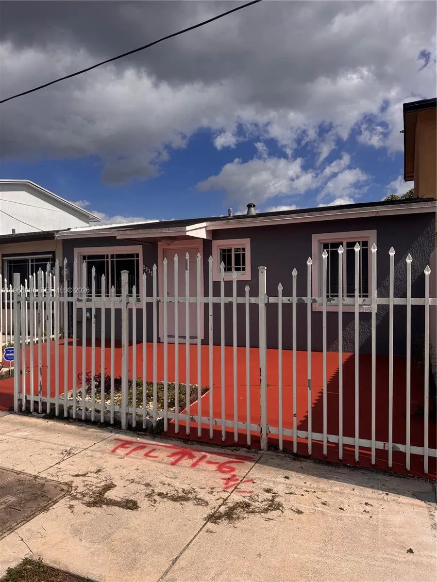 3 bedroom 1 bath for sale at 19317 NW 47th Ave, Miami Gardens FL 33055
