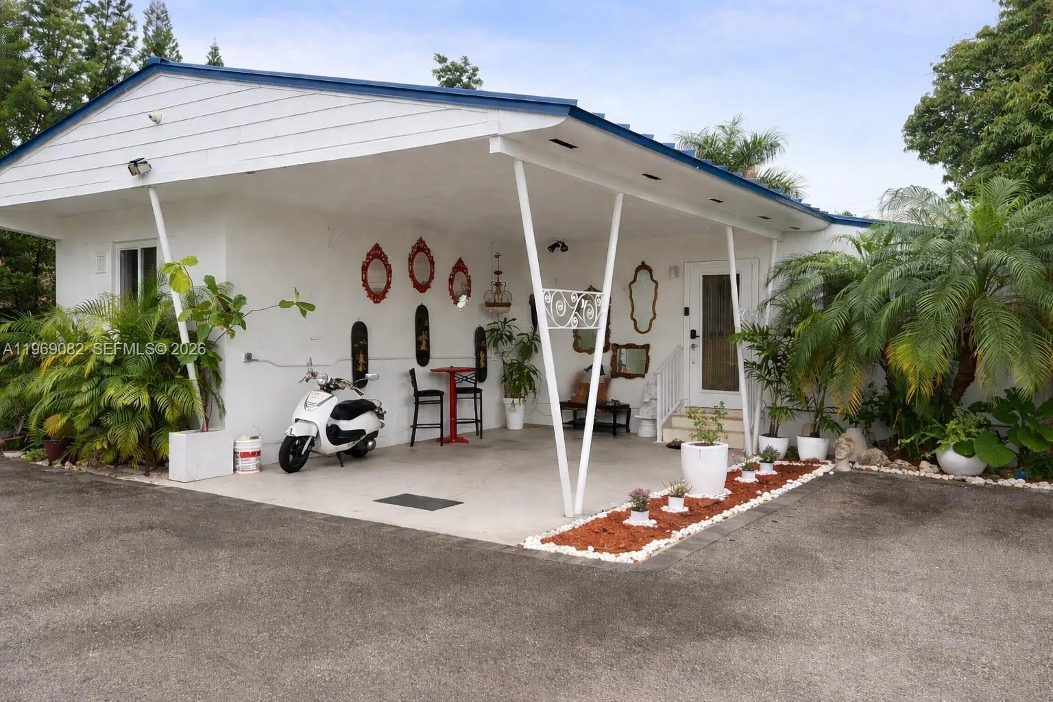 3 bedroom 2 bath for sale at 1281 NW 31st Ave, Miami FL 33125