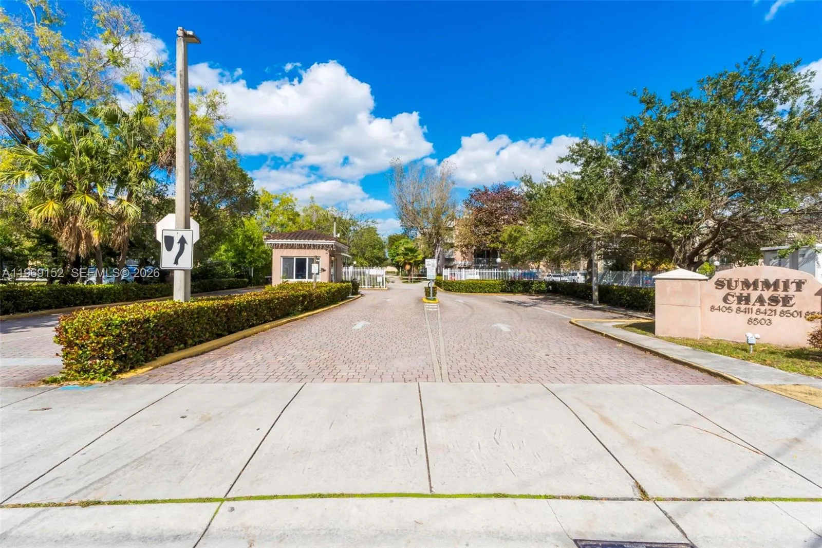 8501 NW 8th St # 110, Miami FL 33126