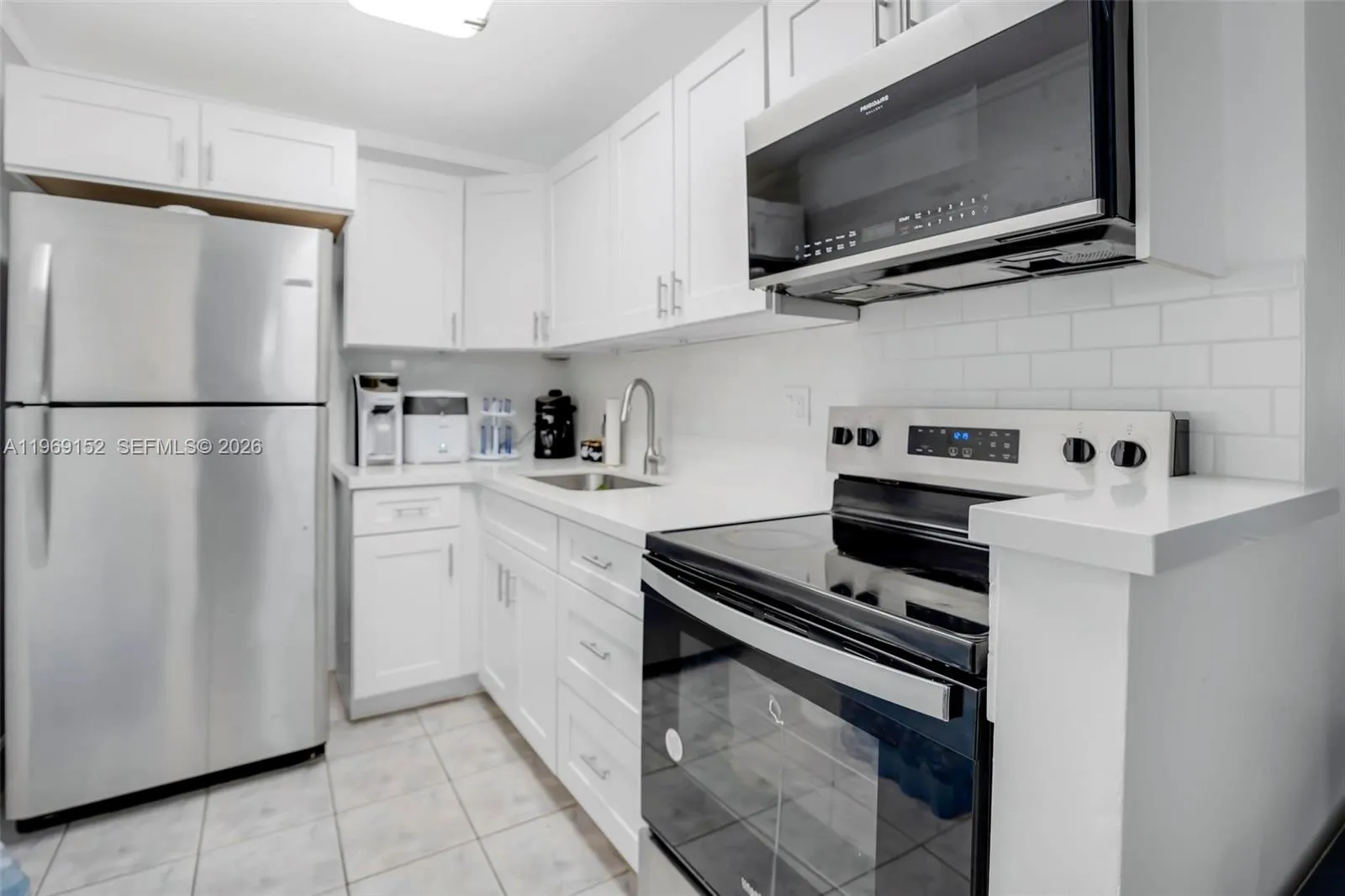 8501 NW 8th St # 110, Miami FL 33126