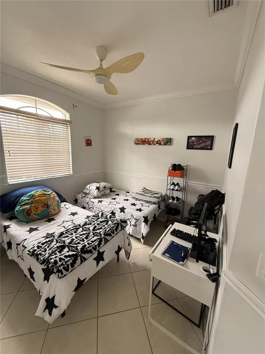 18133 SW 144th Pl, Miami FL 33177