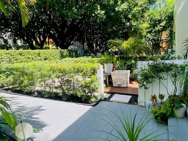 719 Meridian Ave # 7, Miami Beach FL 33139