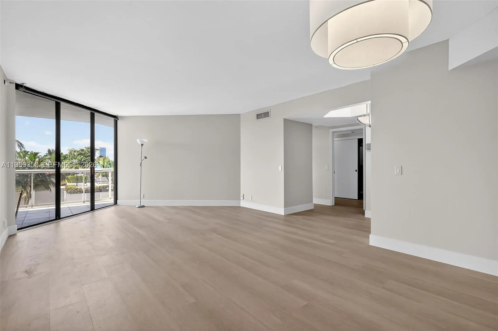 3610 Yacht Club Dr # 414, Aventura FL 33180
