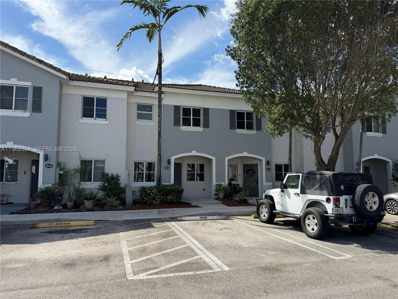 2 bedroom 2 bath for sale at 1606 SE 31st Ct, Homestead FL 33035