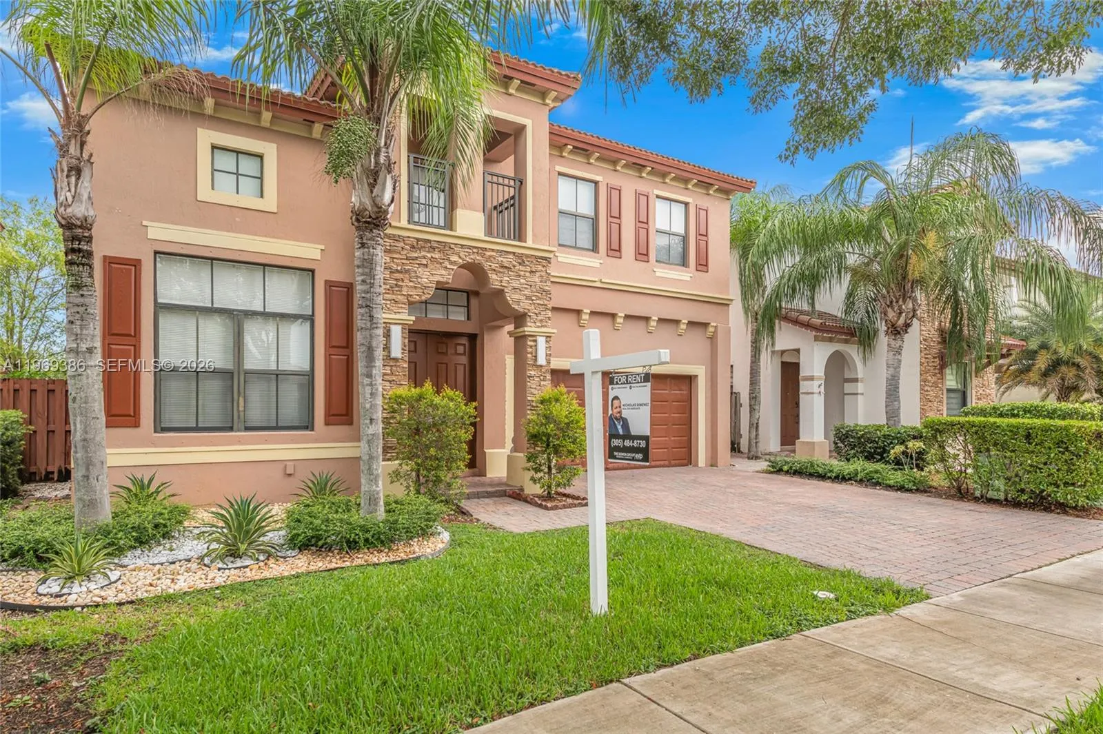 642 SE 37th PL, Homestead FL 33033