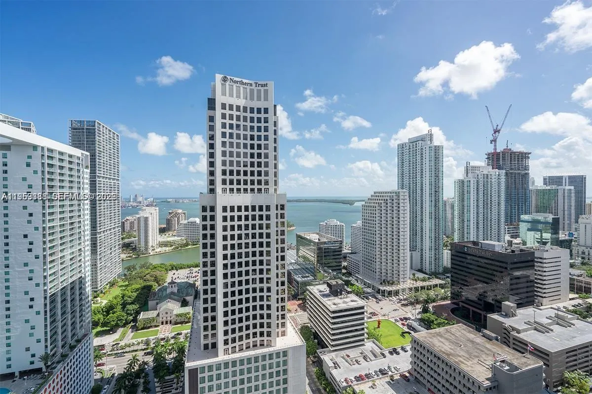 68 SE 6th St # 2807, Miami FL 33131