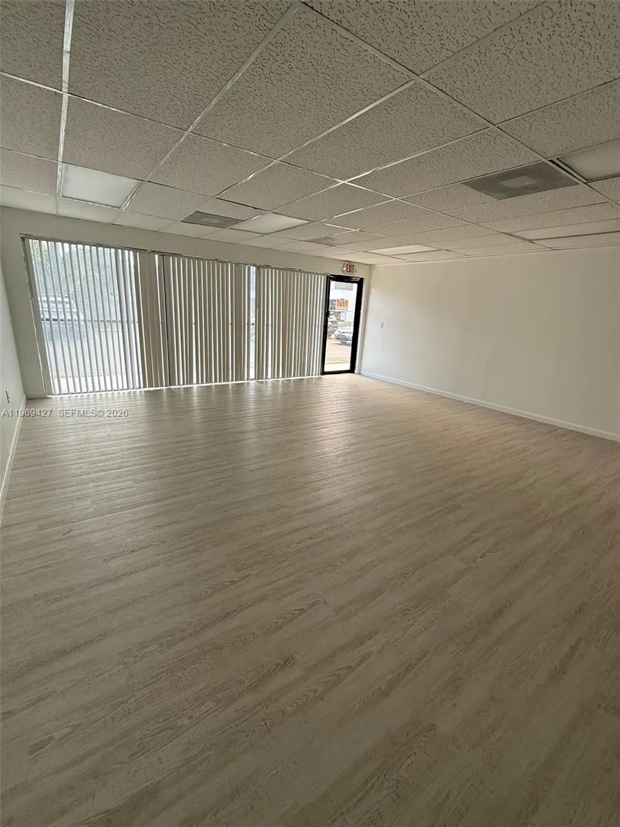 10550 NW 77th Ct # 111, Hialeah Gardens FL 33016