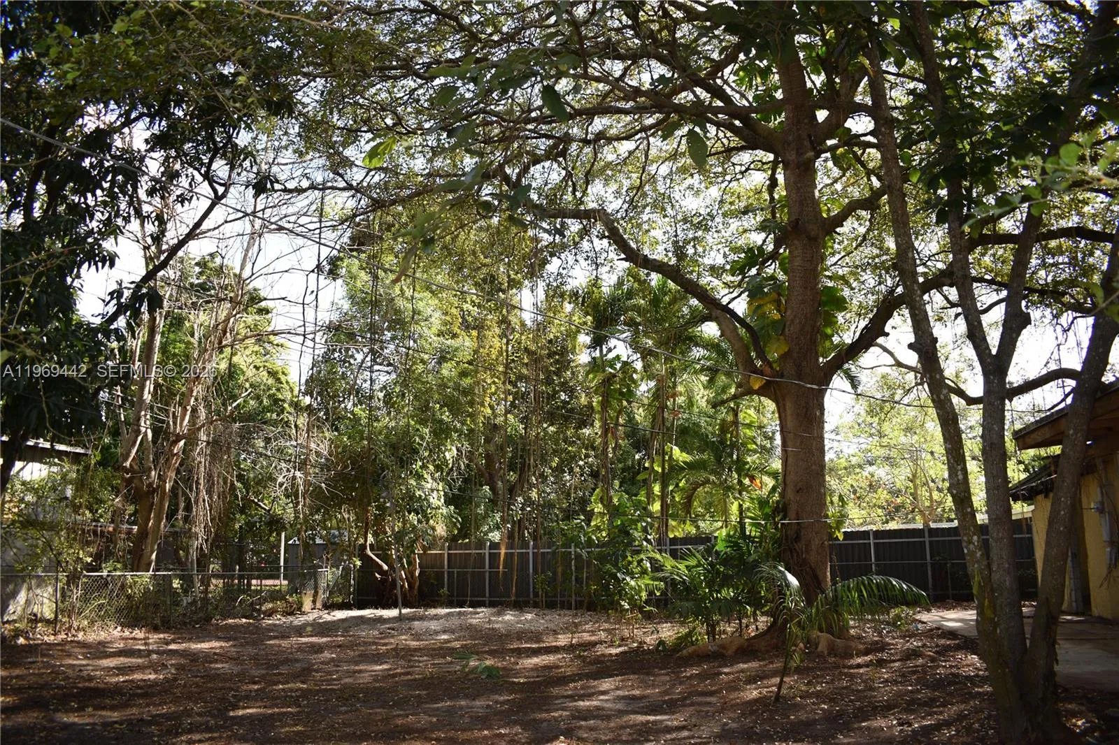 14015 NE 11th Ave, North Miami FL 33161