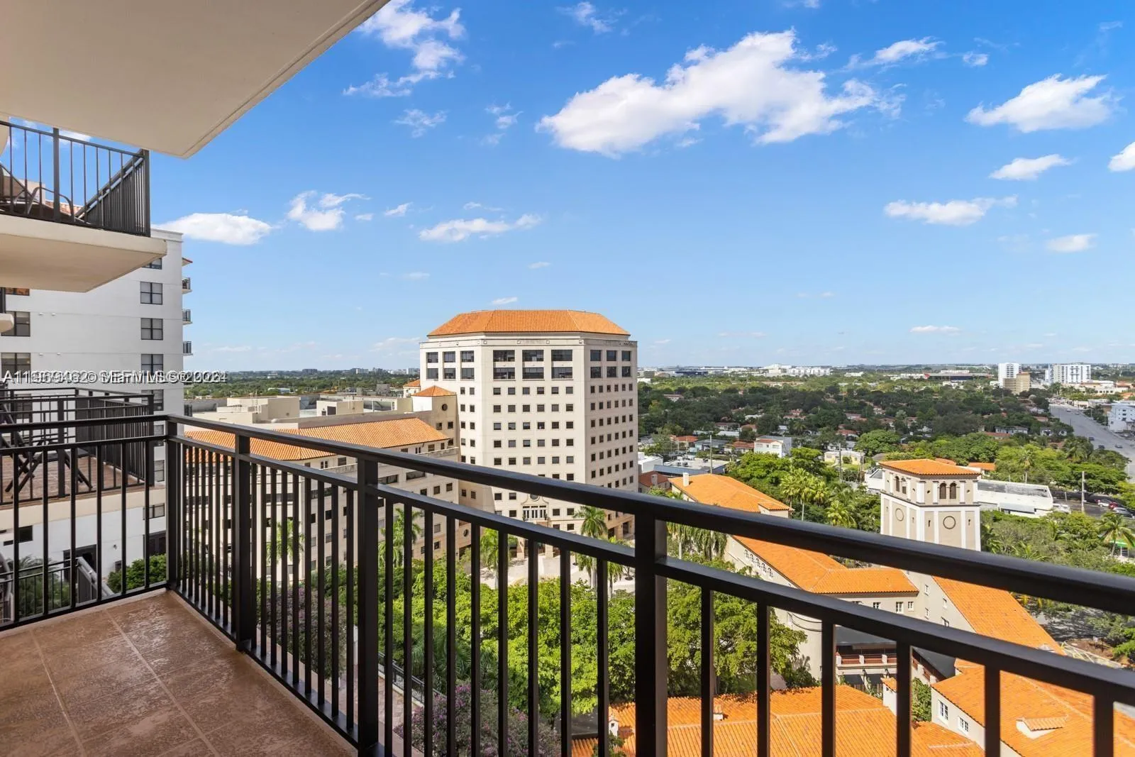 2 bedroom 2 bath for sale at 888 S Douglas Rd # 1405, Coral Gables FL 33134