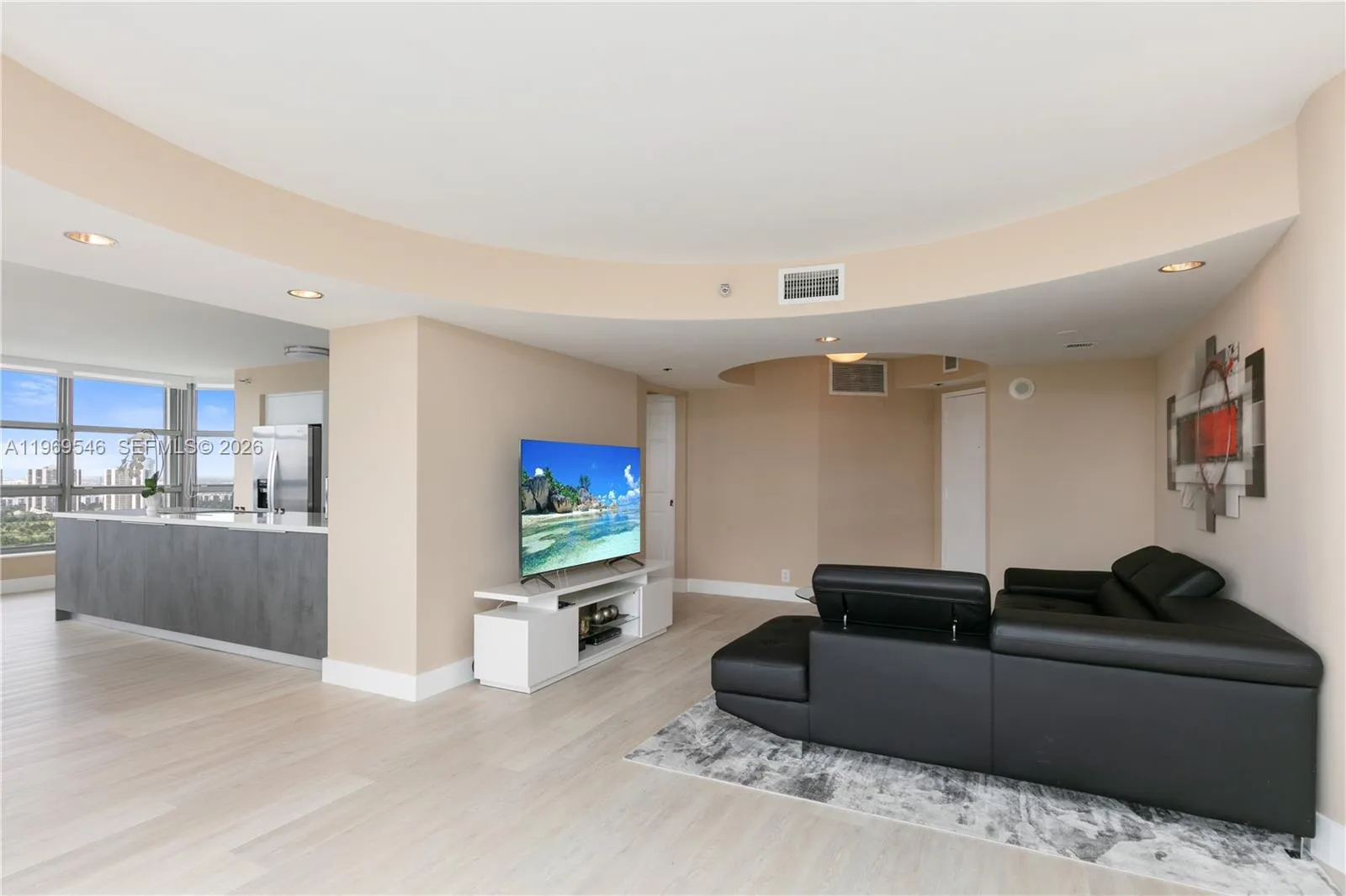 3500 Mystic Pointe Dr # 2603, Aventura FL 33180