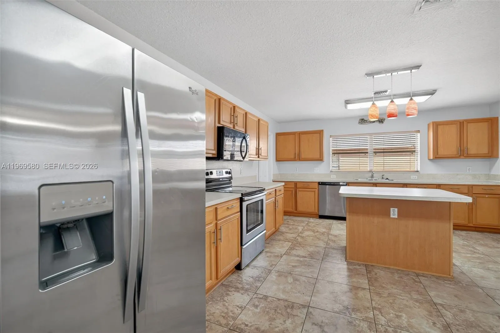 6762 NW Daffodil Ln, Port St. Lucie FL 34983