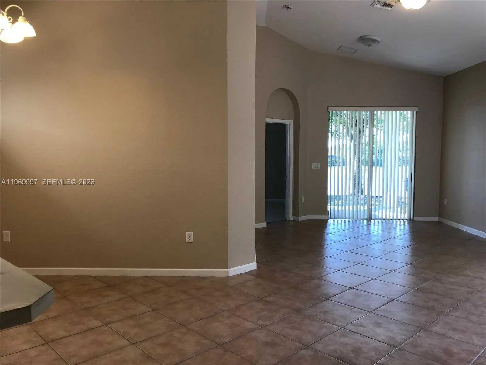3748 NE 9th Ct, Homestead FL 33033